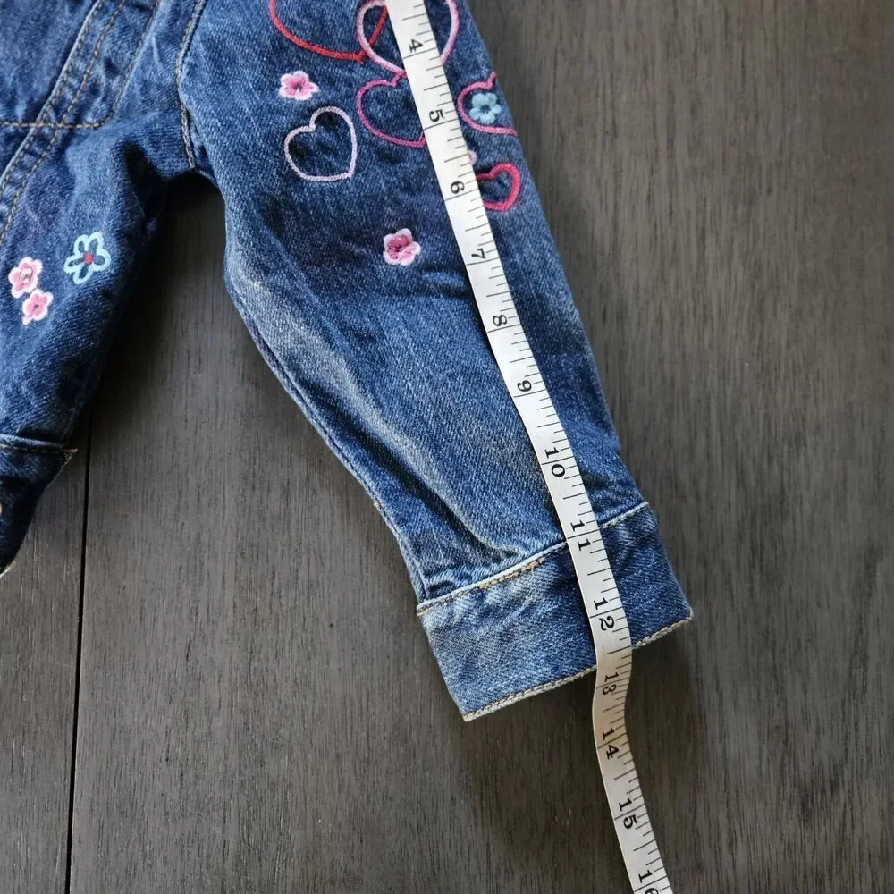 GAP Kids Jean Jacket Girls Size XXS 3 Embroidered Hearts Love Rhinestones